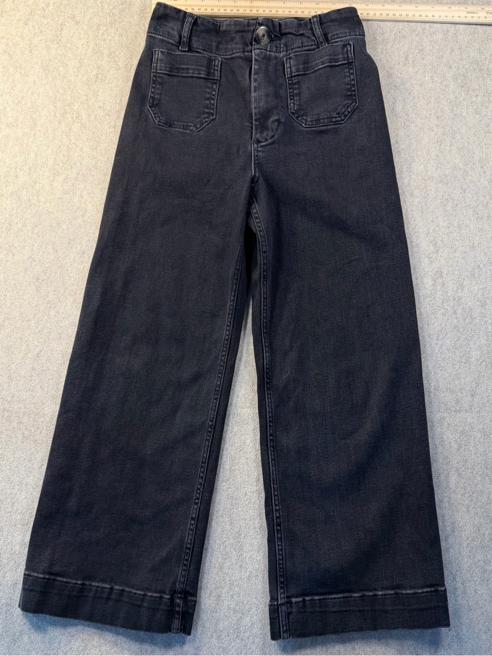 Anthropologie Pilcro black denim cropped jeans. Style: the Skipper, size 26